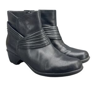 Clarks Bendables Black Leather Side Zipper Ankle Heeled Booties Women 9
